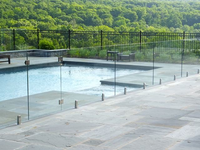 frameless-glass-pool